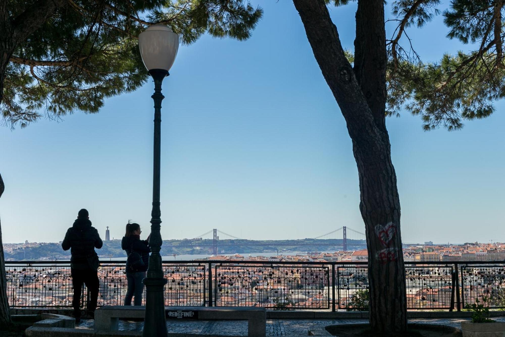 Happy Stay Lisbon - Suite With A View, Private Terrace & Ac Экстерьер фото