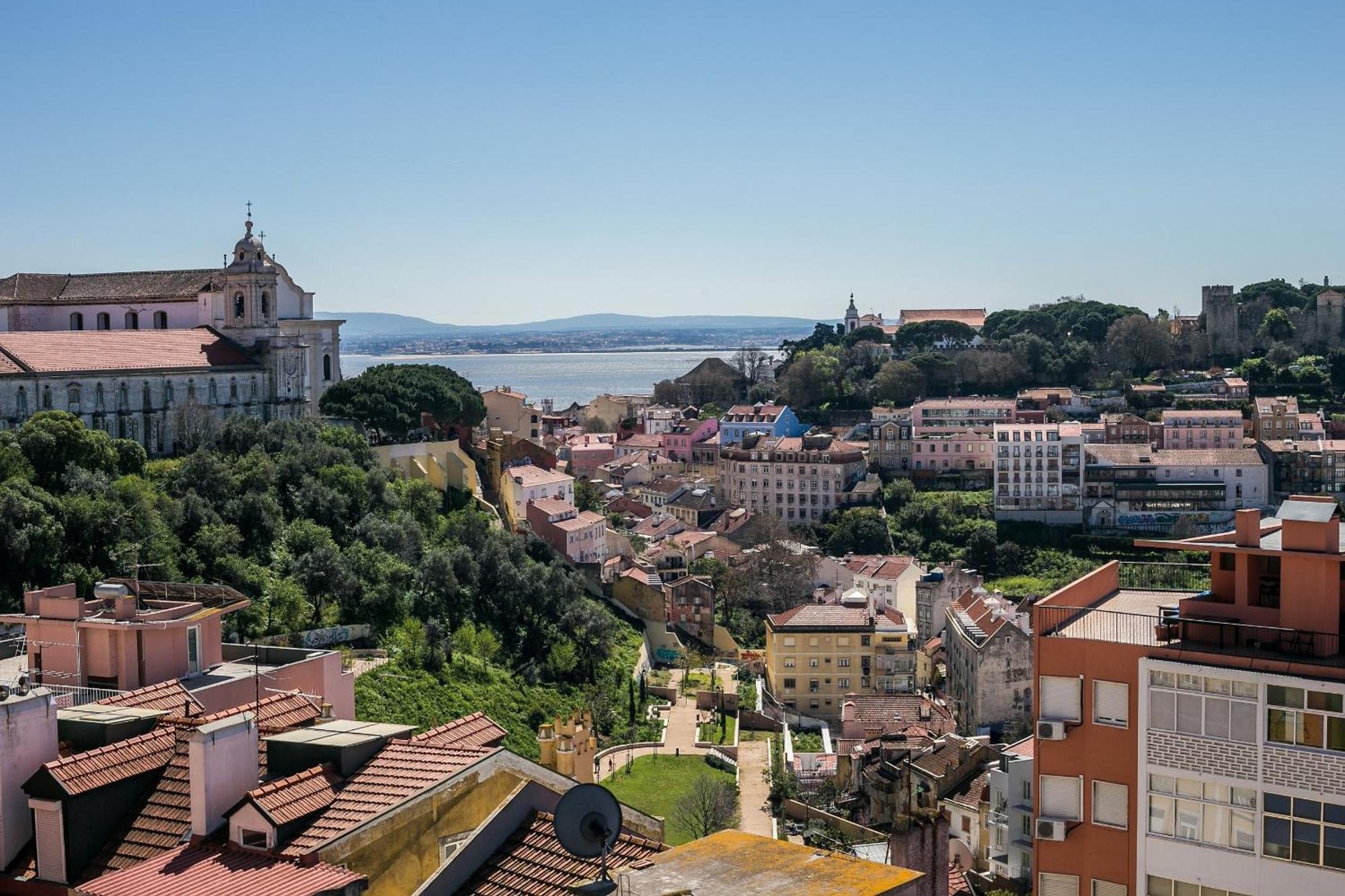 Happy Stay Lisbon - Suite With A View, Private Terrace & Ac Экстерьер фото